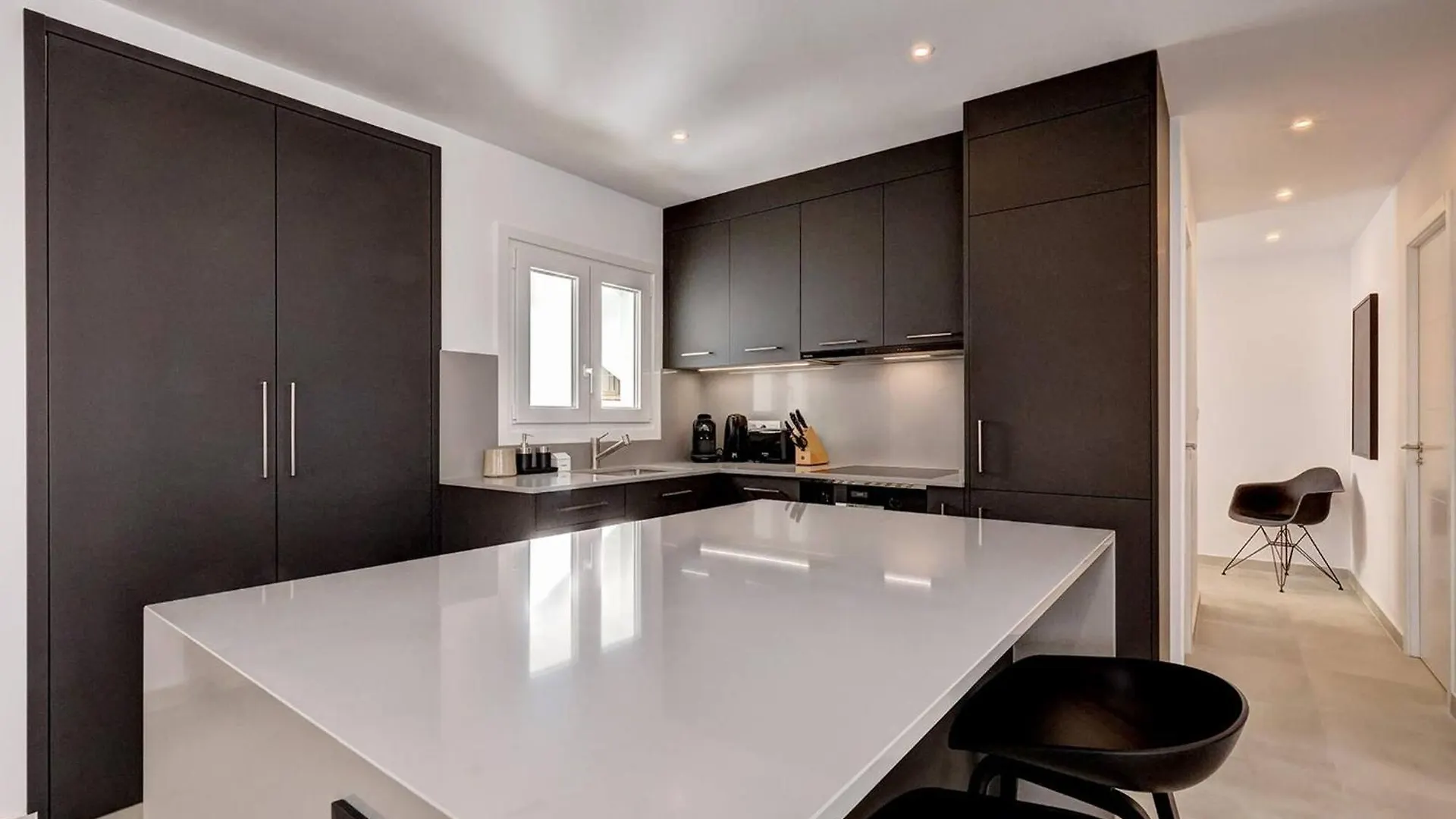 Apartment 022 Stylish & Modern Fuengirola Apt, Near Beach