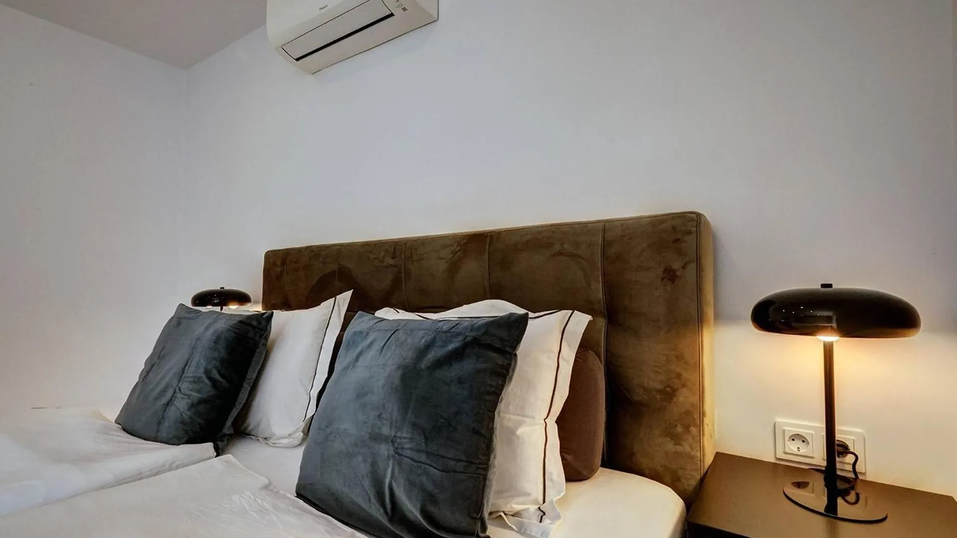 022 Stylish & Modern Fuengirola Apt, Near Beach Apartment